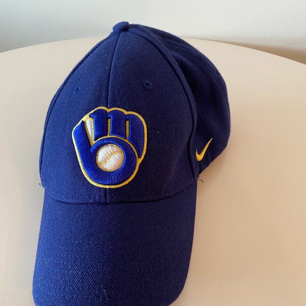 Milwaukee Brewers retro logo Nike hat